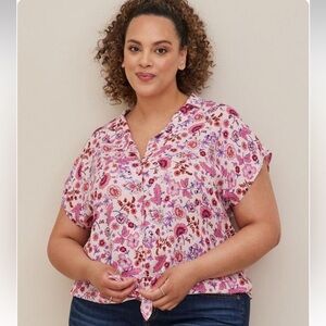 Challis Tie Front Dolman Top Colorful Floral Torrid 4x Pink
